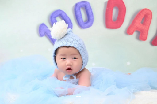 澄迈四个月宝宝会翻身 澄迈四个月宝宝会翻身